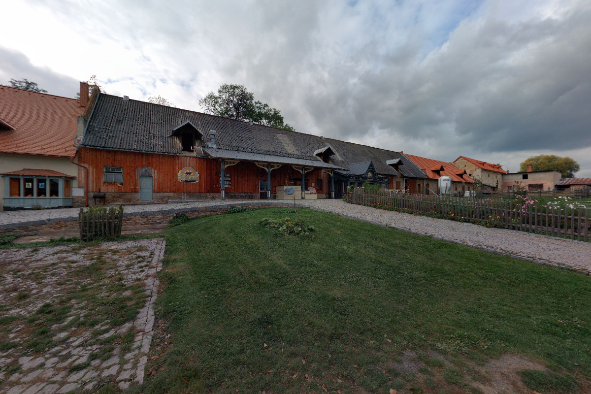 Zmrzlinový bar Farma Bláto