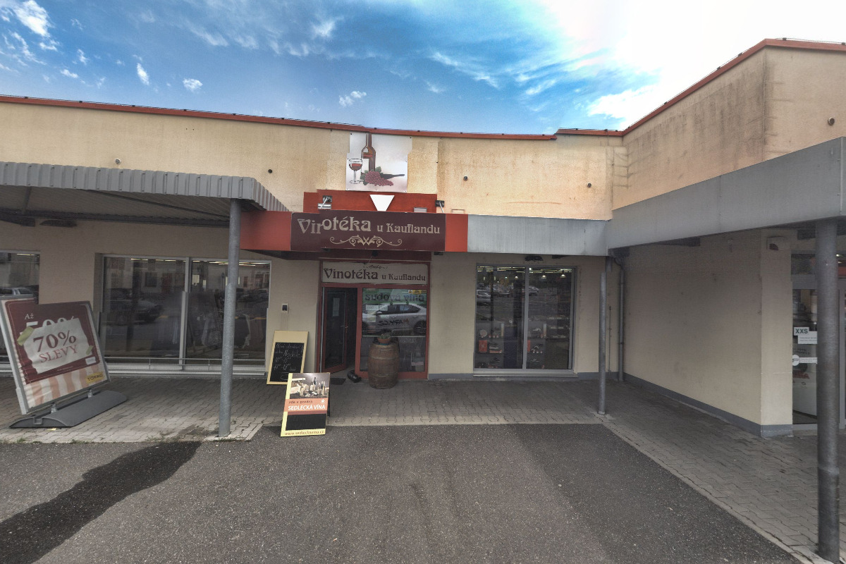 TAKKO FASHION foto 2