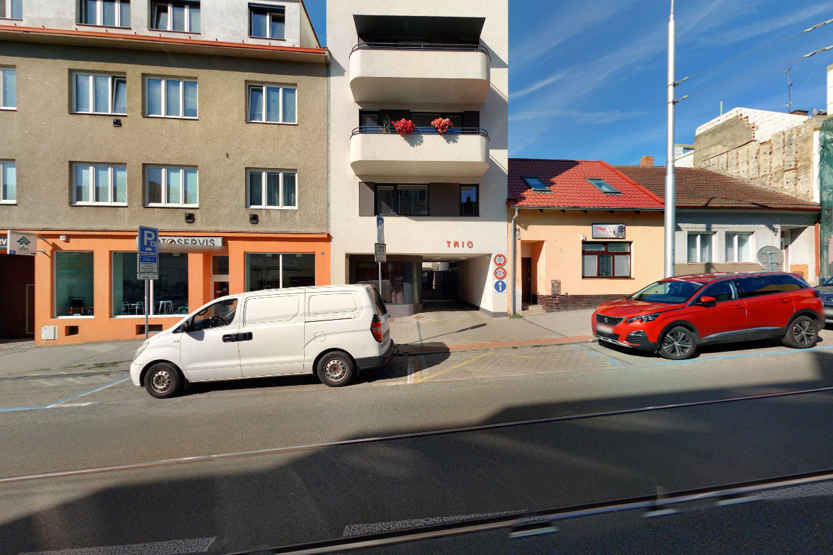 Tom's Barbershop foto 2