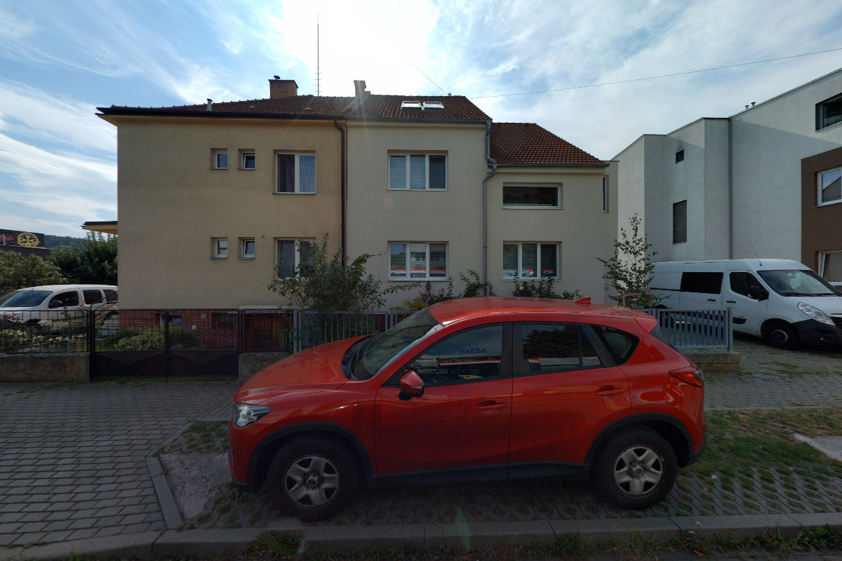 Úklidové práce - MULTIPED HM, s.r.o. foto 1