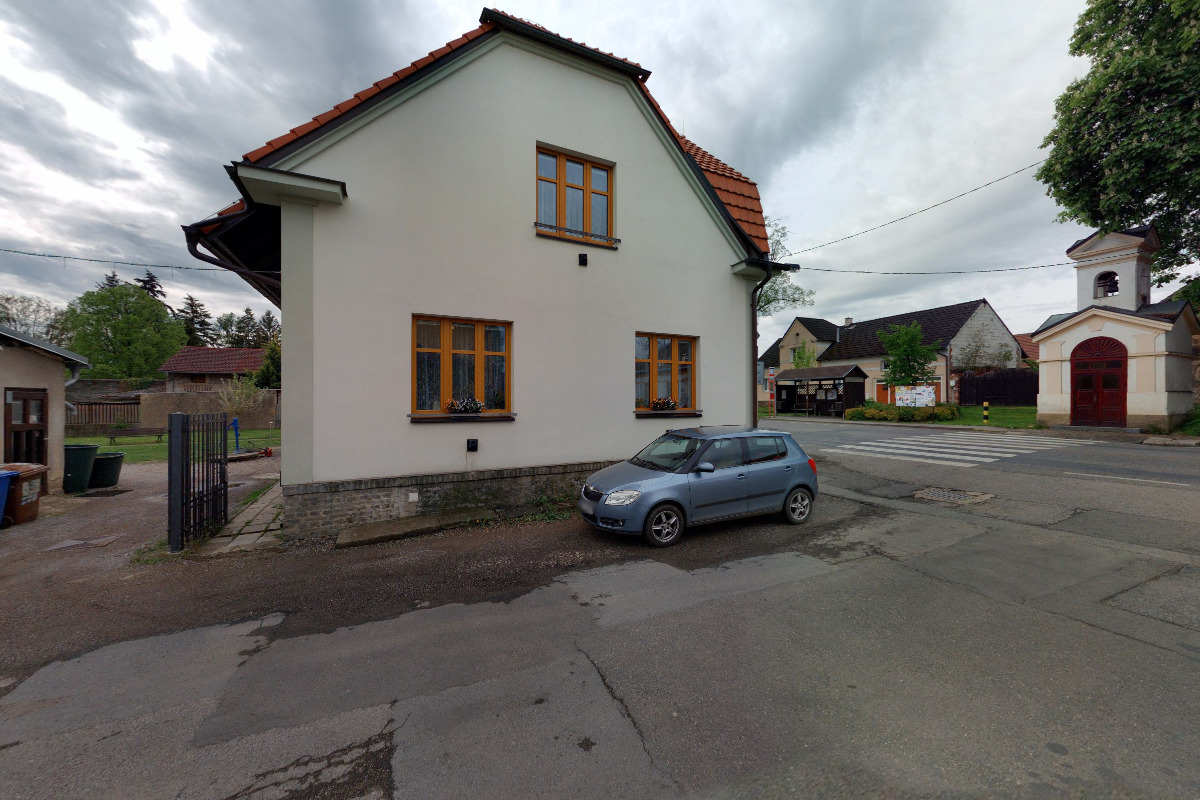 Městská knihovna Drahelčice foto 2