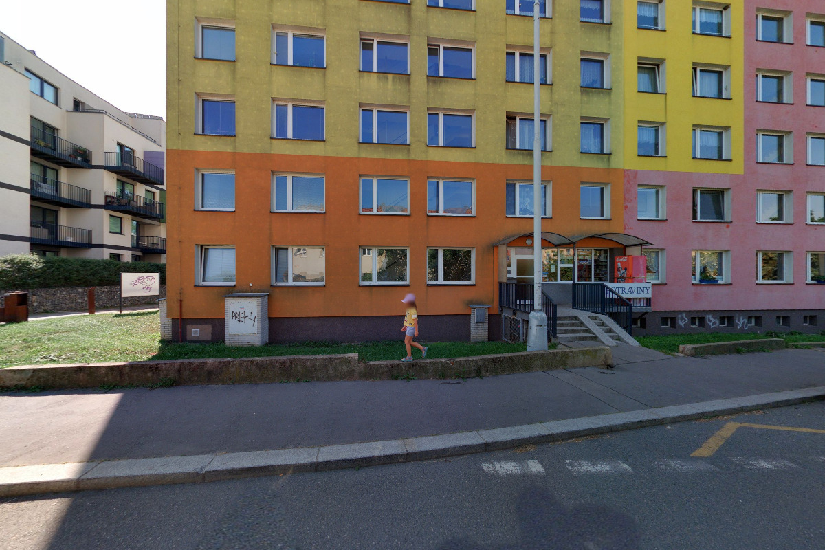 Potraviny K Vystrkovu 1883/14