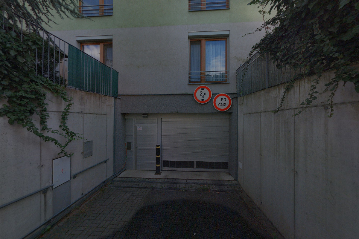 GOLD FRONTON s.r.o. - stavební práce