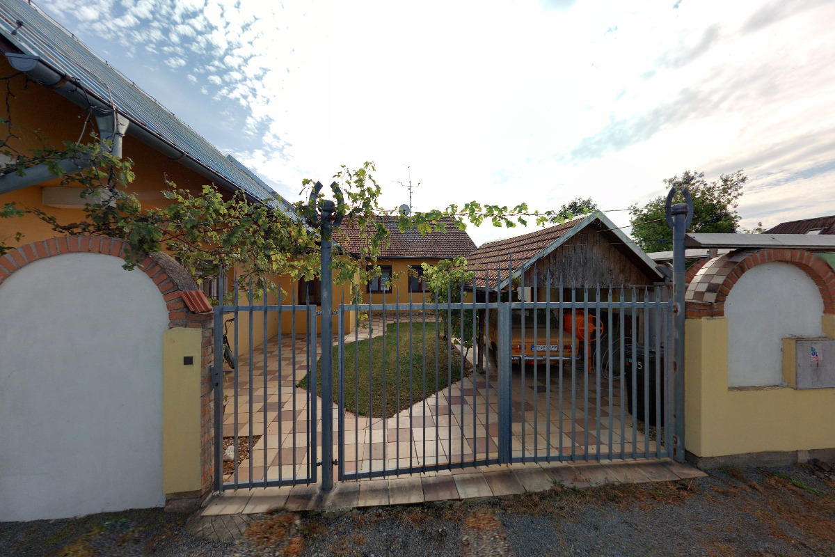 Chalupa V Meruňkovém Sadu