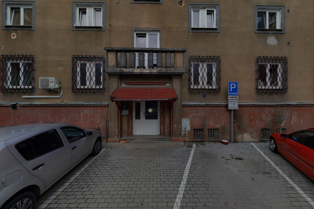 Stříbro Nerez Ocel