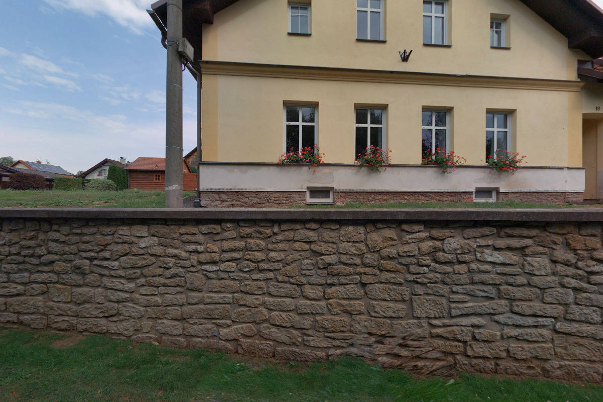 Obecní knihovna Benátky