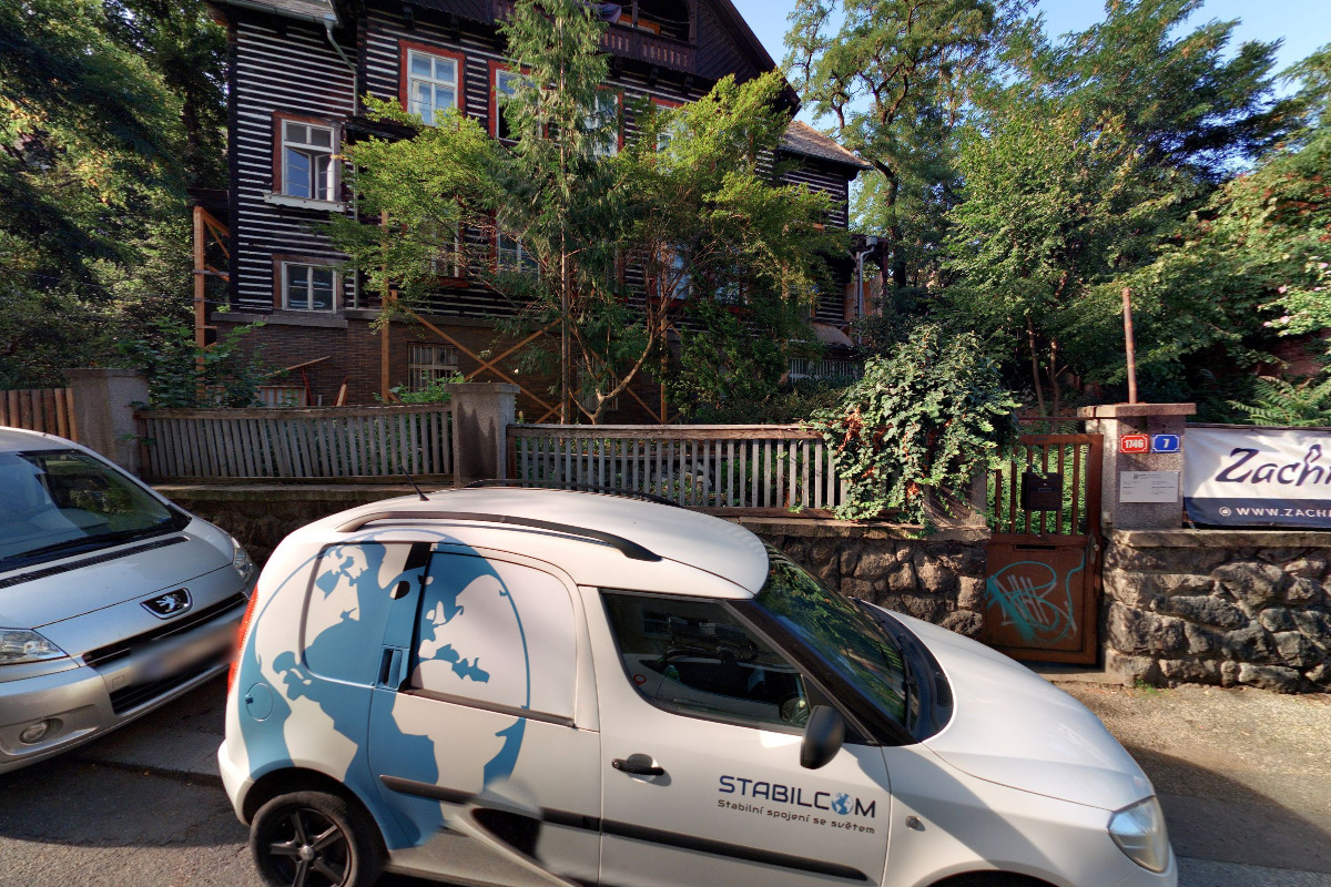 D & R Estate, s.r.o. foto 1