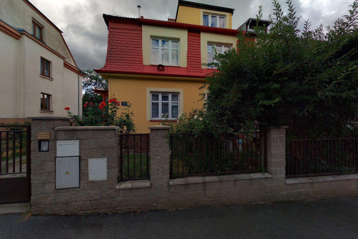 MUDr. Zdeněk Provazník