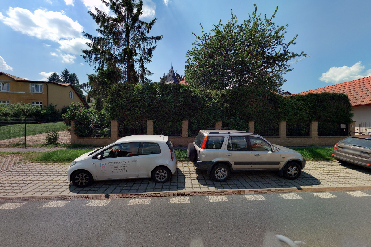 MUDr. Iva Strnadelová