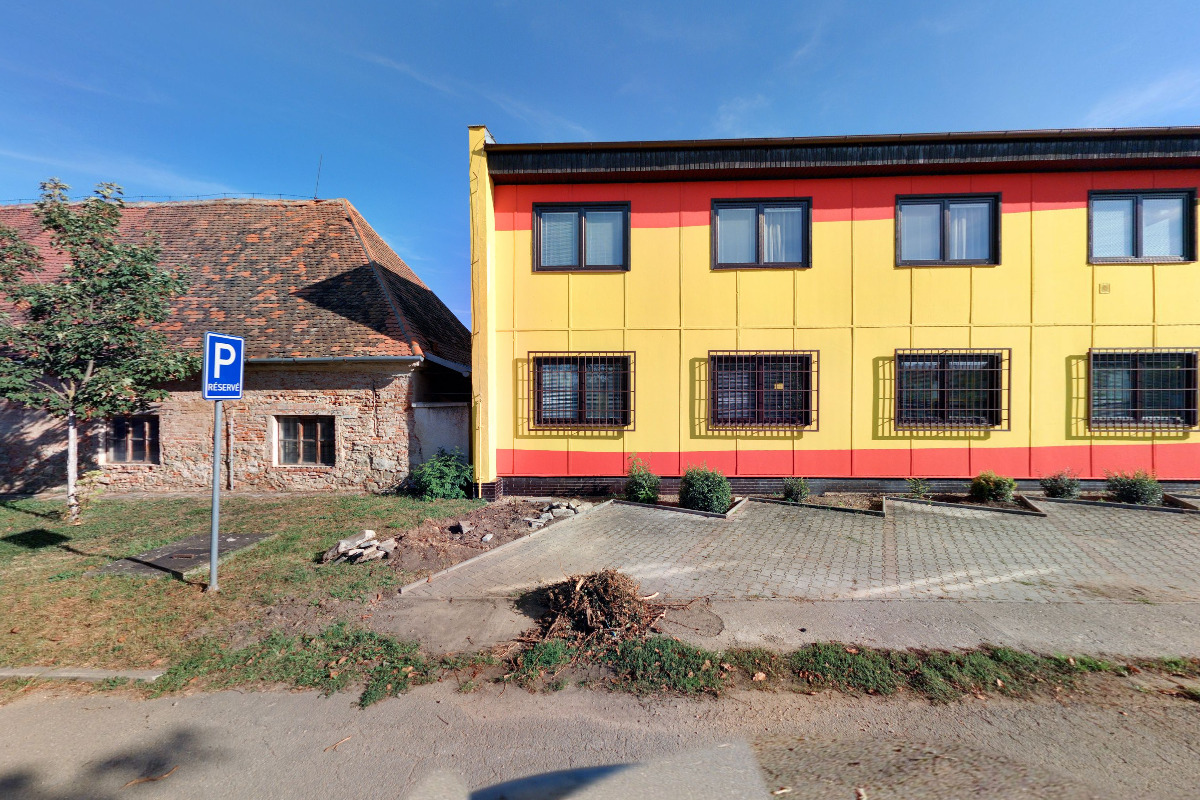 MANU, s.r.o. ČR, organizační složka foto 2