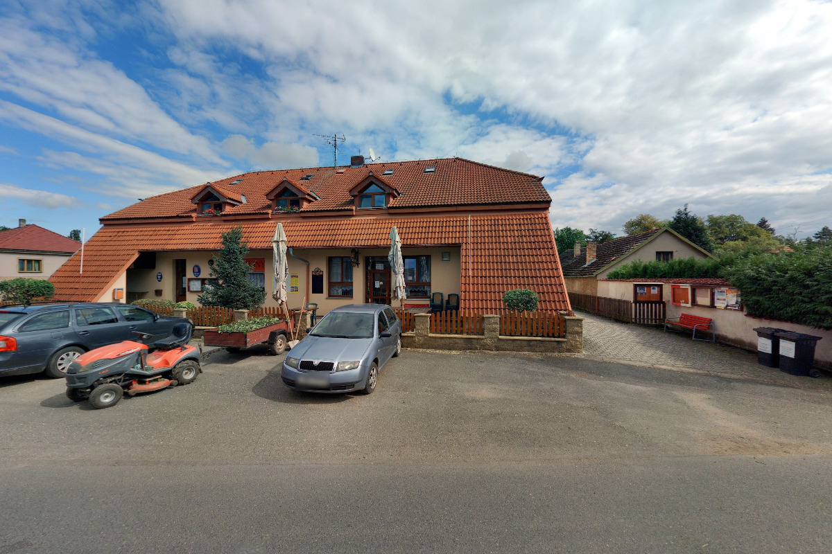 Opatovice 1 - obecní úřad foto 3