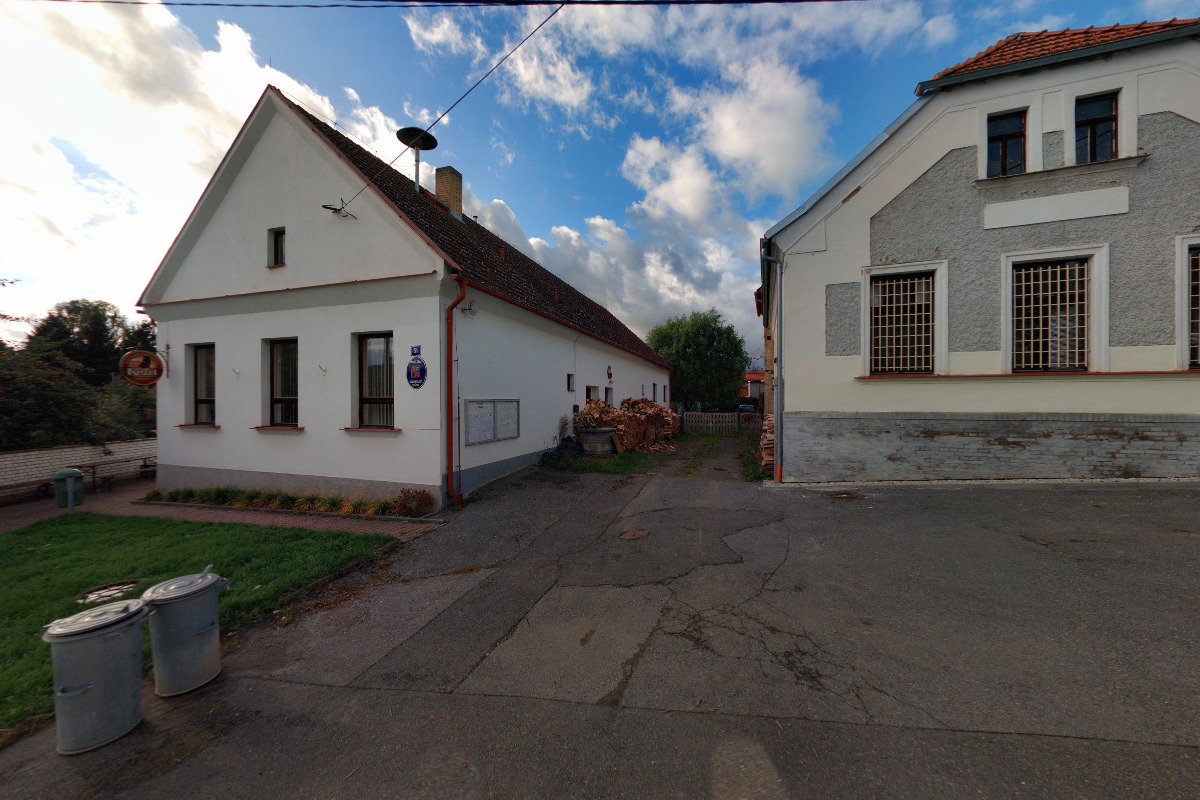 Starosedlský Hrádek - obecní úřad