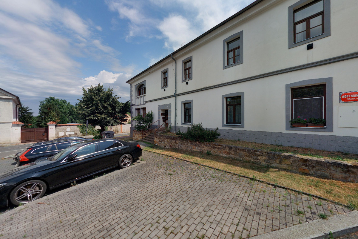 S.L.K. Company, s.r.o.