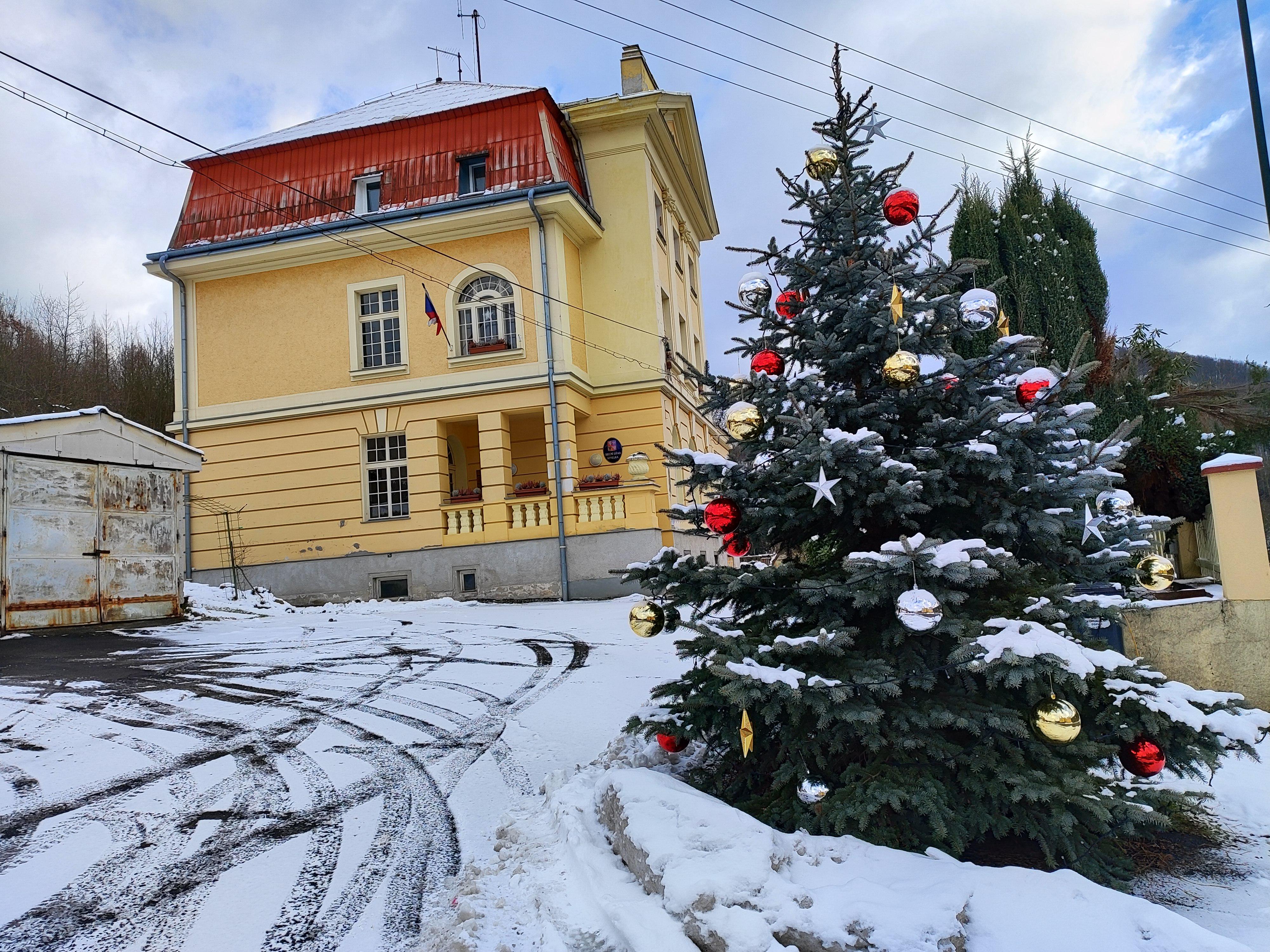Kyselka - obecní úřad foto 3