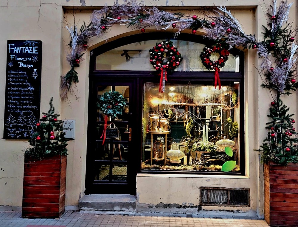 FANTAZIE FLOWERS DESIGN