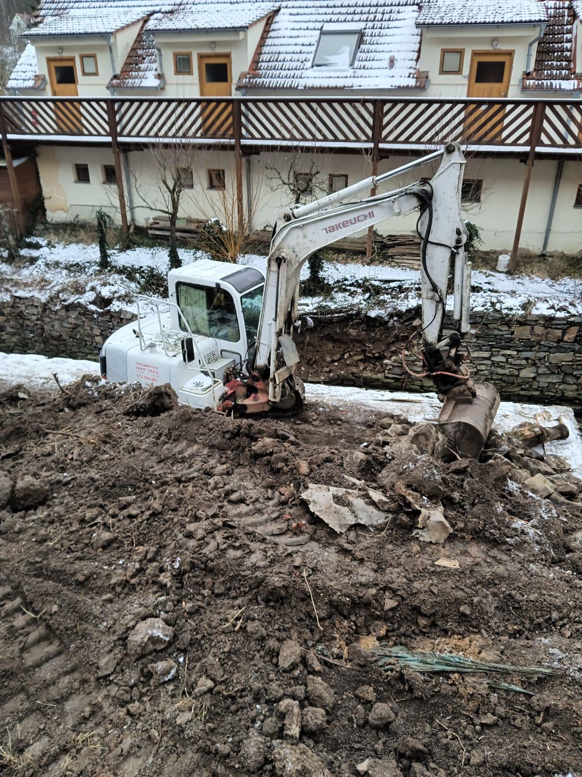 Pavel Dobrovolný – zemní práce foto 2