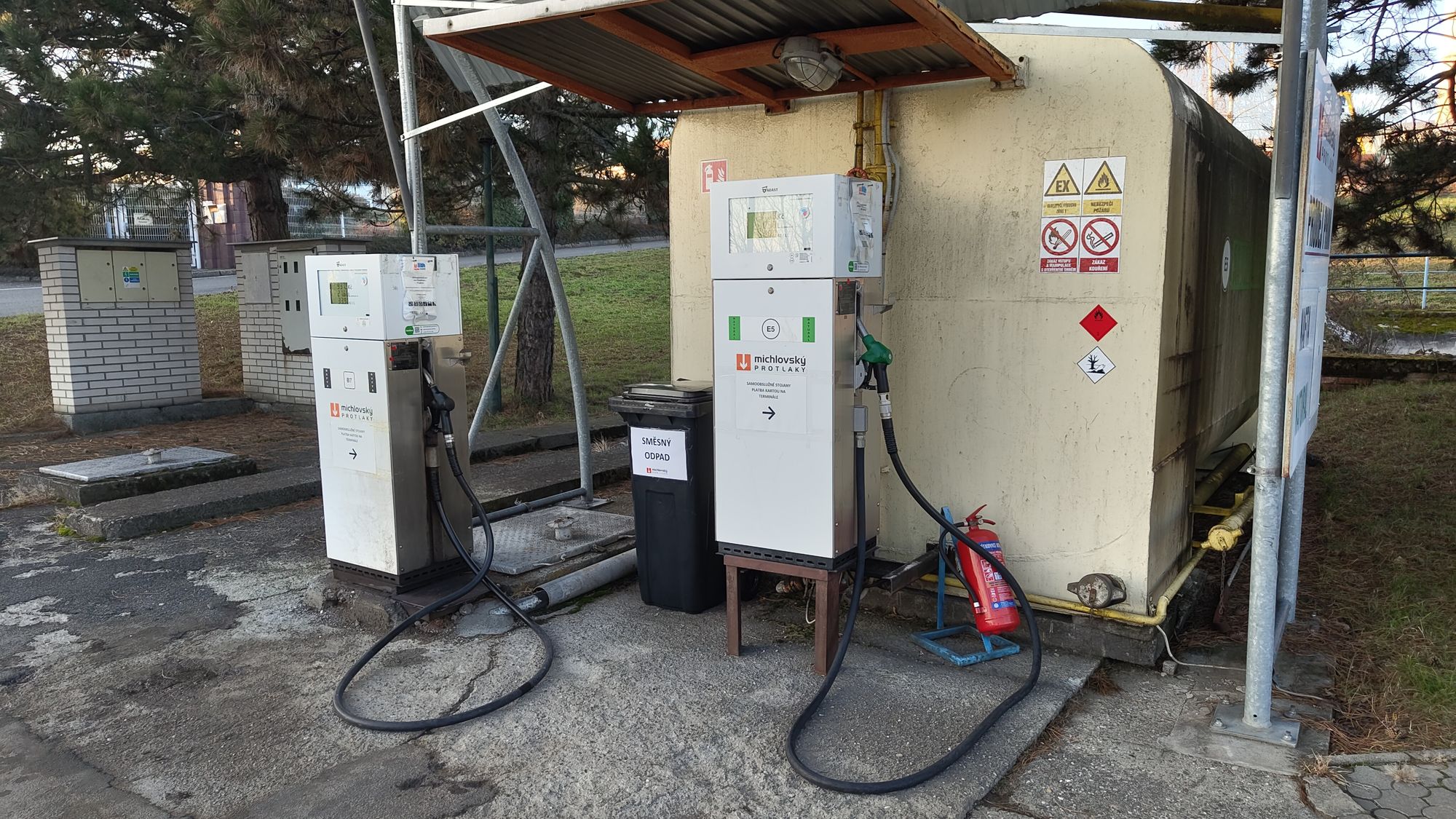 Michlovský - protlaky, a.s. - Tankomat PHM foto 4