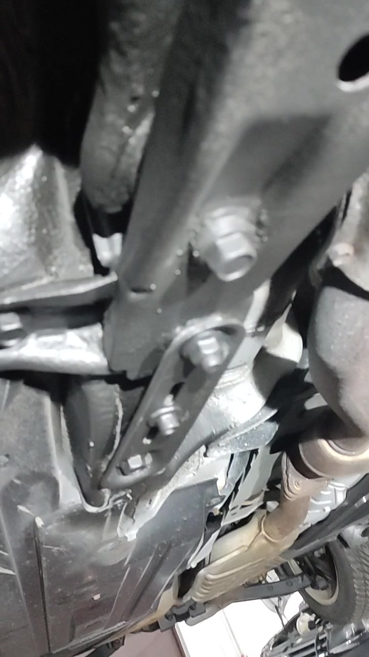 Autopůjčovna Hrent foto 2 (náhled videa)