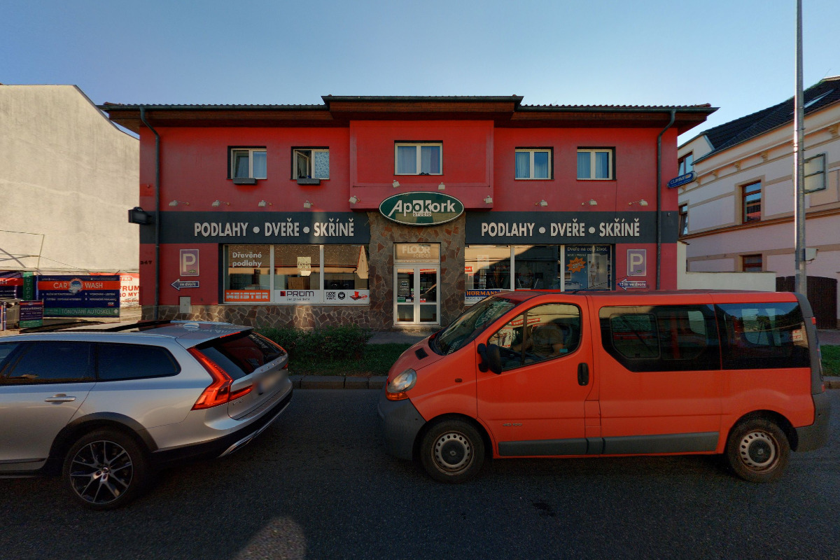 CAR WASH PRAHA-UHŘÍNĚVES foto 5