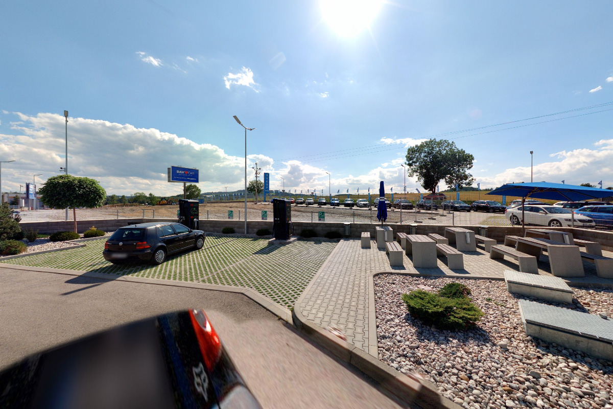 DAVO CAR - Dobíjecí stanice foto 3