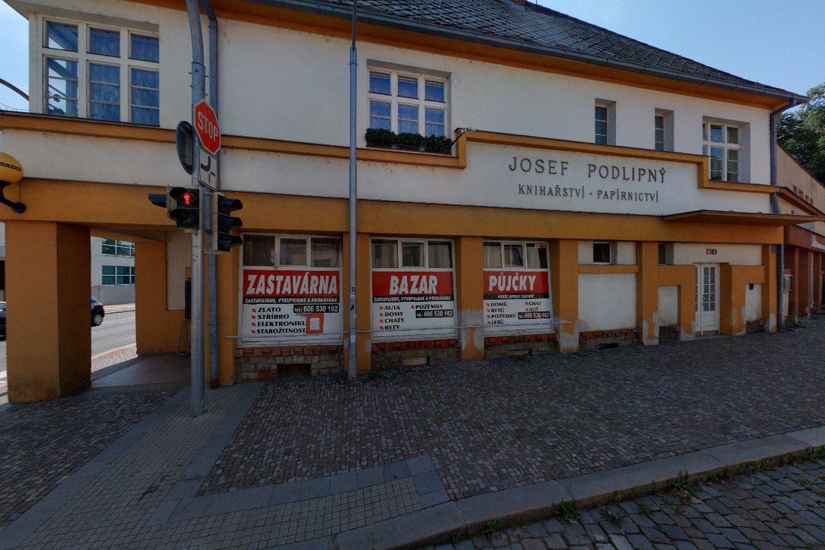 Robert Vácha - Wustenrot