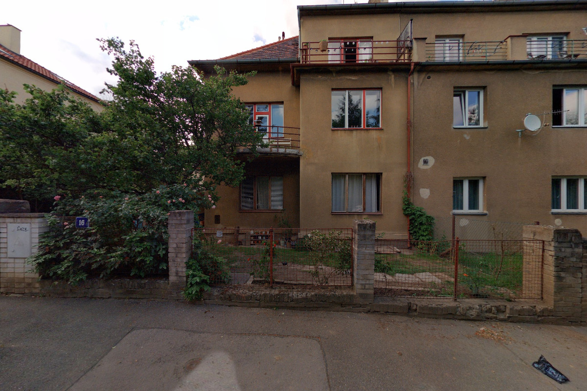 PhDr. Zuzana Stašová foto 1