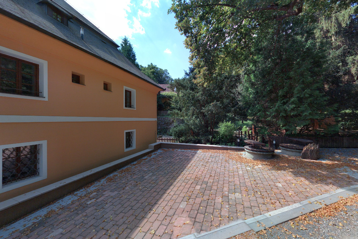 Agency Prague Cherry, spol. s r.o.