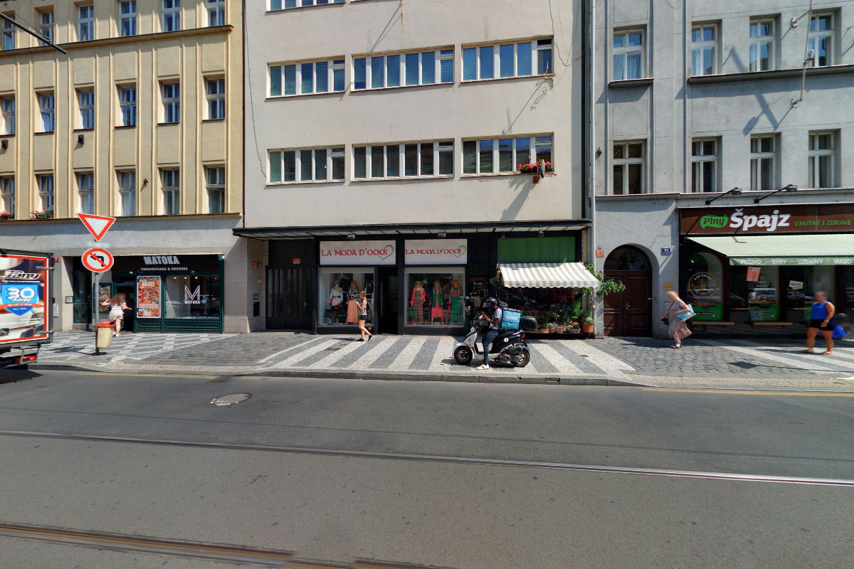 Talia Flowers foto 2