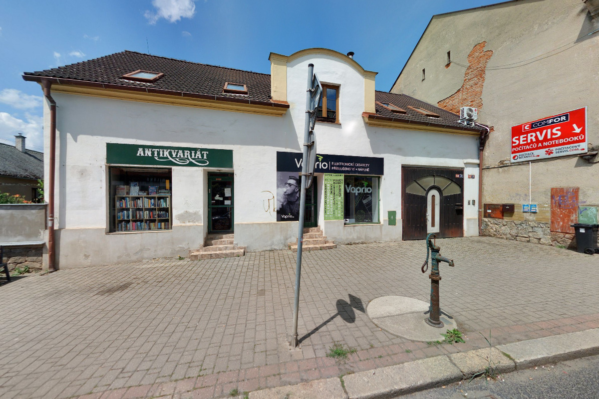 ANTIKVARIÁT STRUHAŘOV foto 2