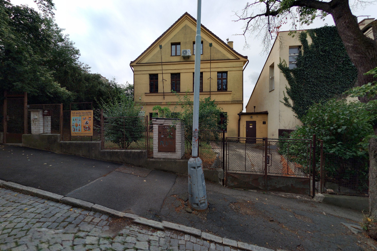 ZUŠ Adolfa Voborského - Školní