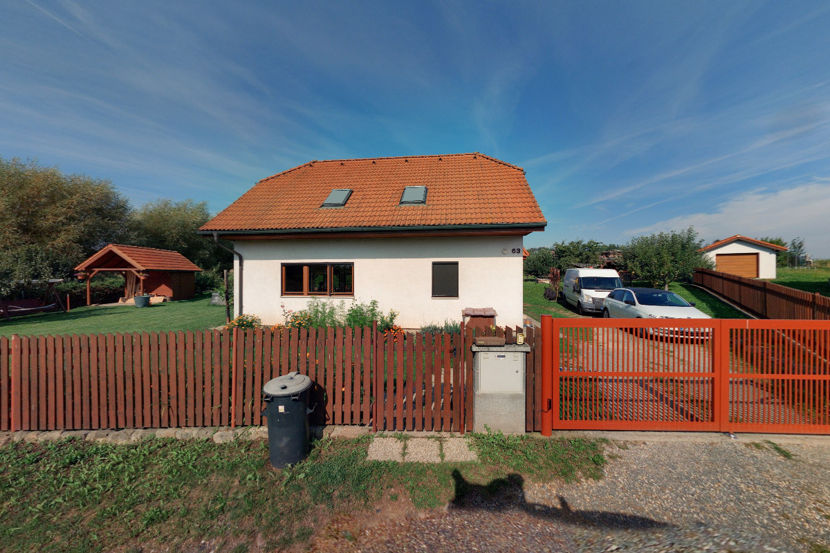 Telenský - garážová a průmyslová vrata