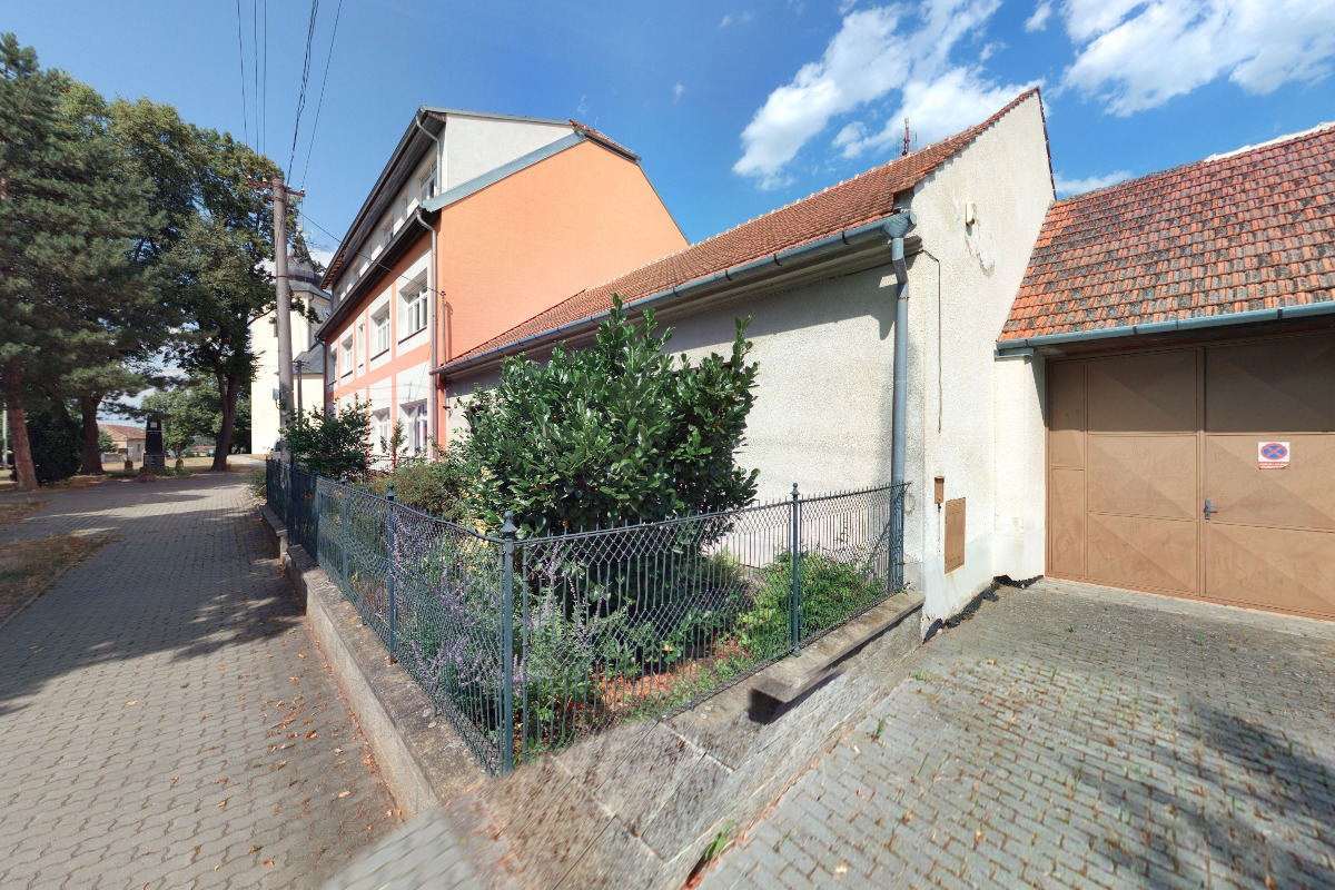 Římskokatolická farnost Měnín