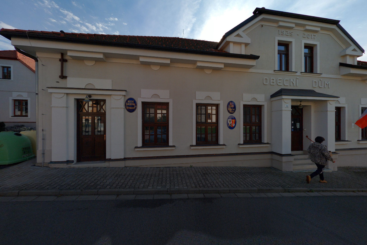 Dvakačovice - obecní úřad foto 5