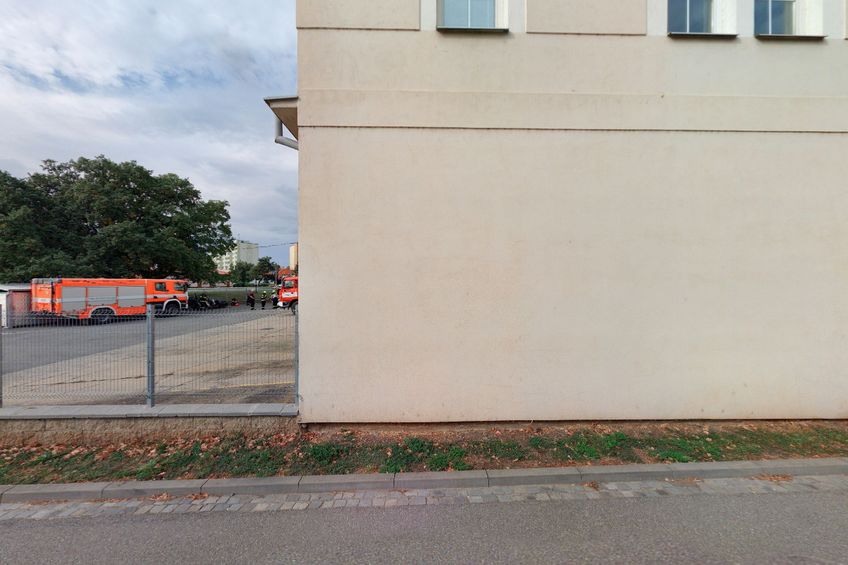 Hasičský záchranný sbor Jihomoravského kraje - Požární stanice Hustopeče foto 3