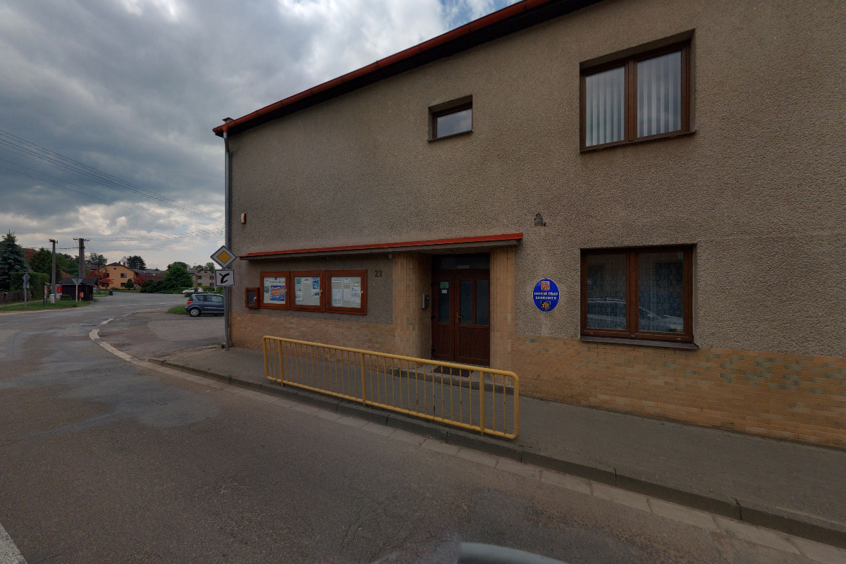 Skořenice - obecní úřad foto 3