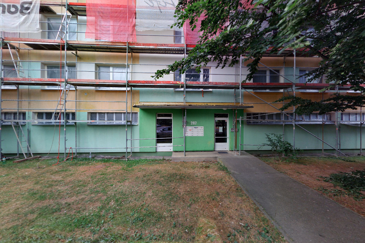 Přístrojová pedikúra Petra