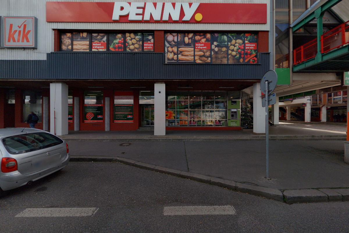 Lucky Ball Billiard Club