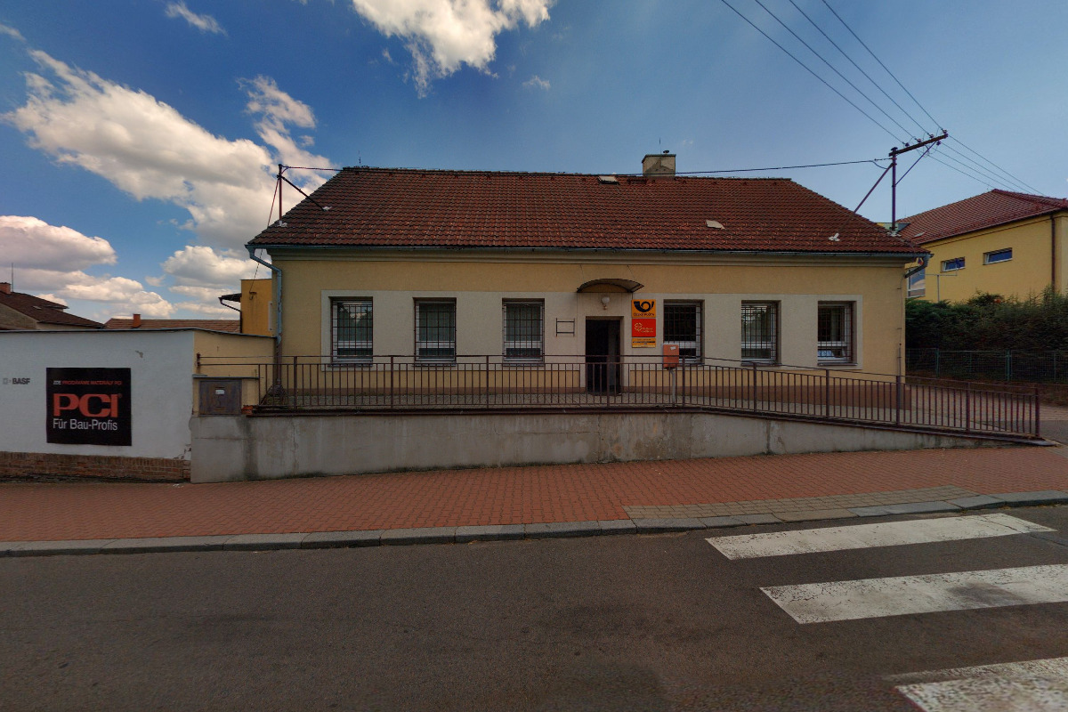 Pošta Moravany u Holic foto 2