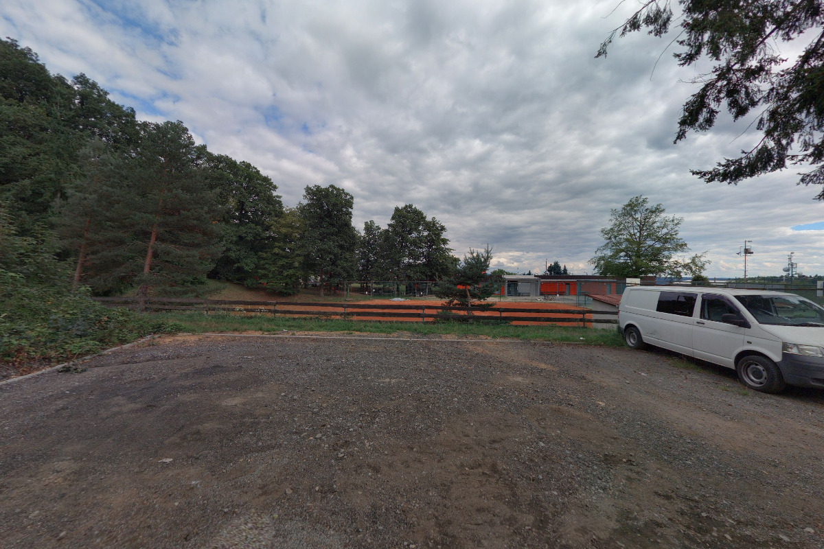 Tenisové kurty Útěchov