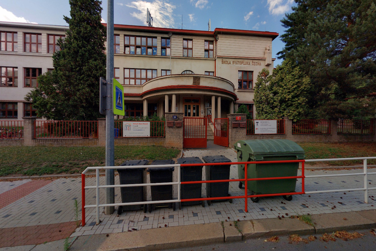 Základní škola, Praha 7, Trojská 110 foto 4