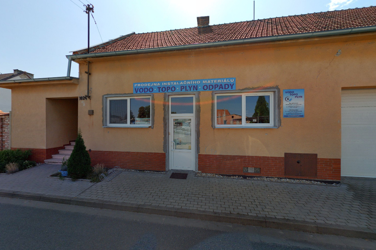 Vodo, topo, plyn Vypálená