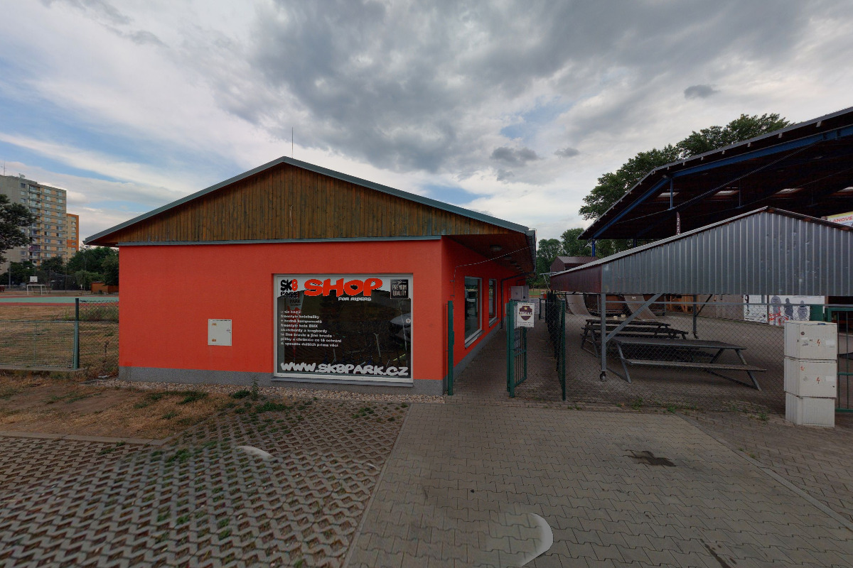 Skatepark Pardubice - obchod se sportovním vybavením foto 5