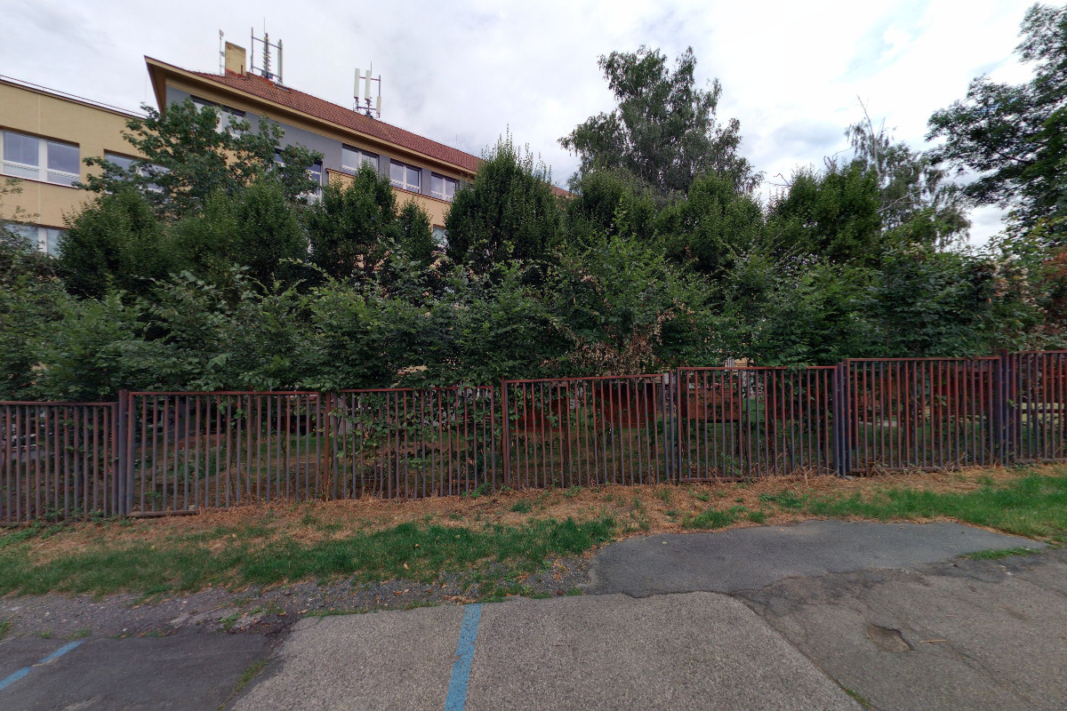 Montessori základní škola Archa, Jeremenkova