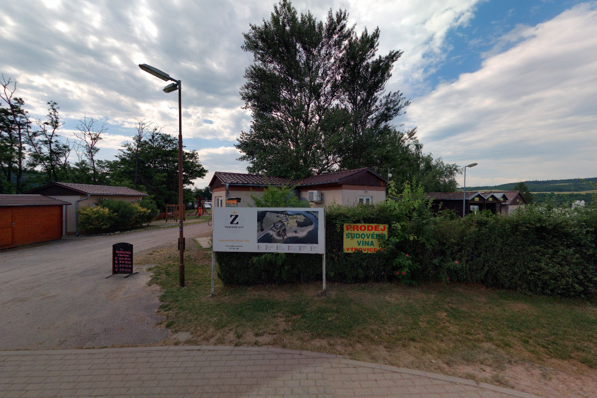 Rekreační areál Výr foto 1