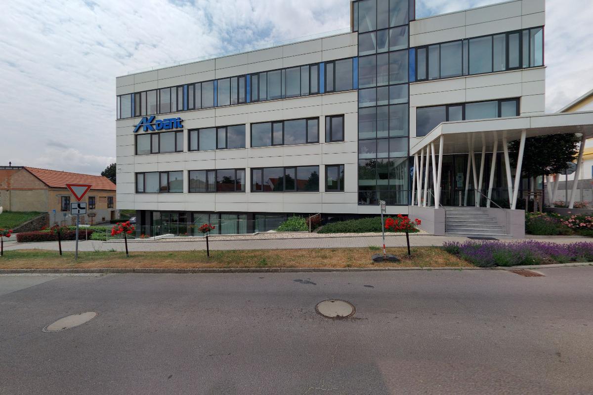 AK DENT, s.r.o.