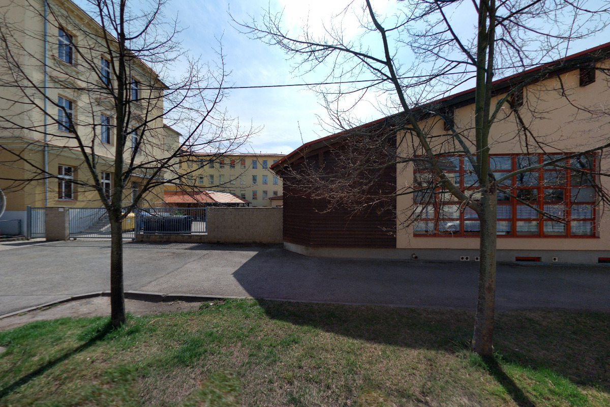 Školní jídelna Hostomice