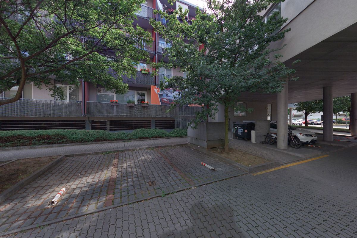 K - studio Praha - kadeřnictví, solárium, pedikúra