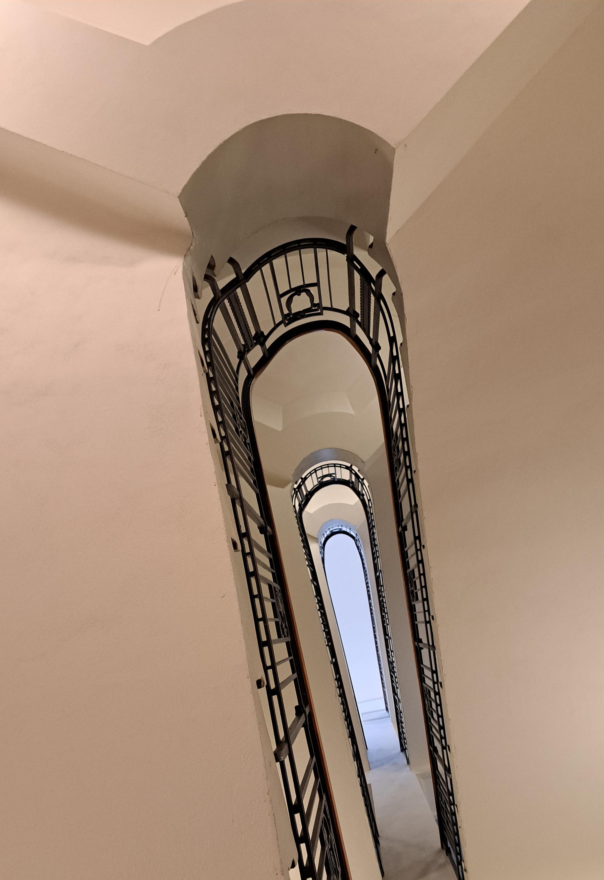 Galerie moderního umění v Hradci Králové foto 5