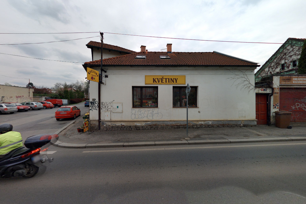 KVĚTINY U KALINŮ foto 2
