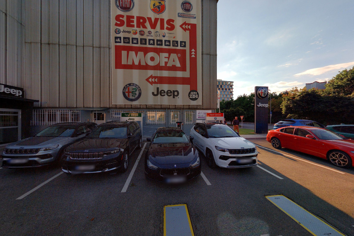 Nabíjecí stanice ChargeUp foto 1